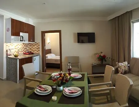 Aparthotel Midi̇ Family Sui̇tes Alanya